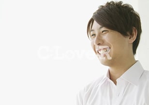 大阪府歯科医院長様 30代男性の正面画像